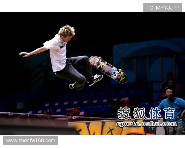 成都滑板队在极限运动联赛中以50分稳居积分榜首位